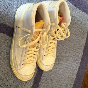 Nike blazer mid 77 popcorn